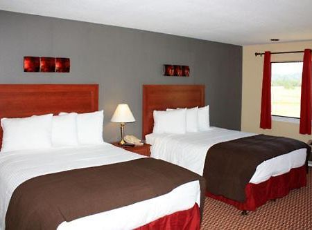 Shenandoah Inn, Major Credit Cards Required For Check In Plymouth Dış mekan fotoğraf